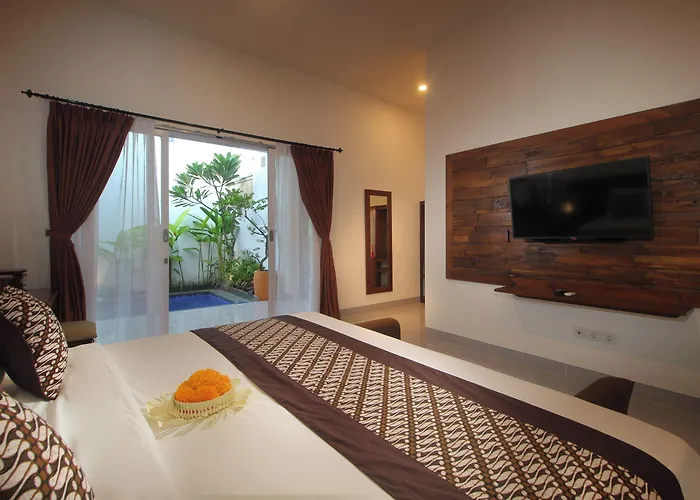 Villa Bougainvillea By Parigata *